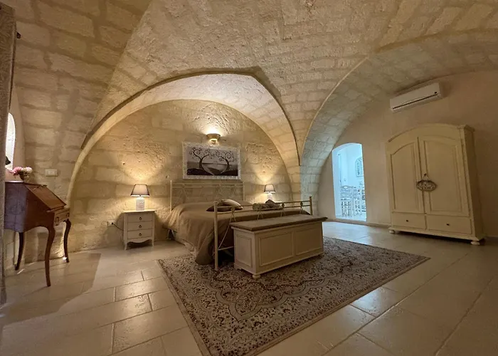 Cavour Luxury
