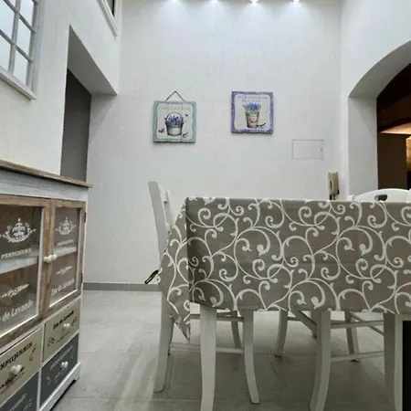 Cavour Luxury Apartment *